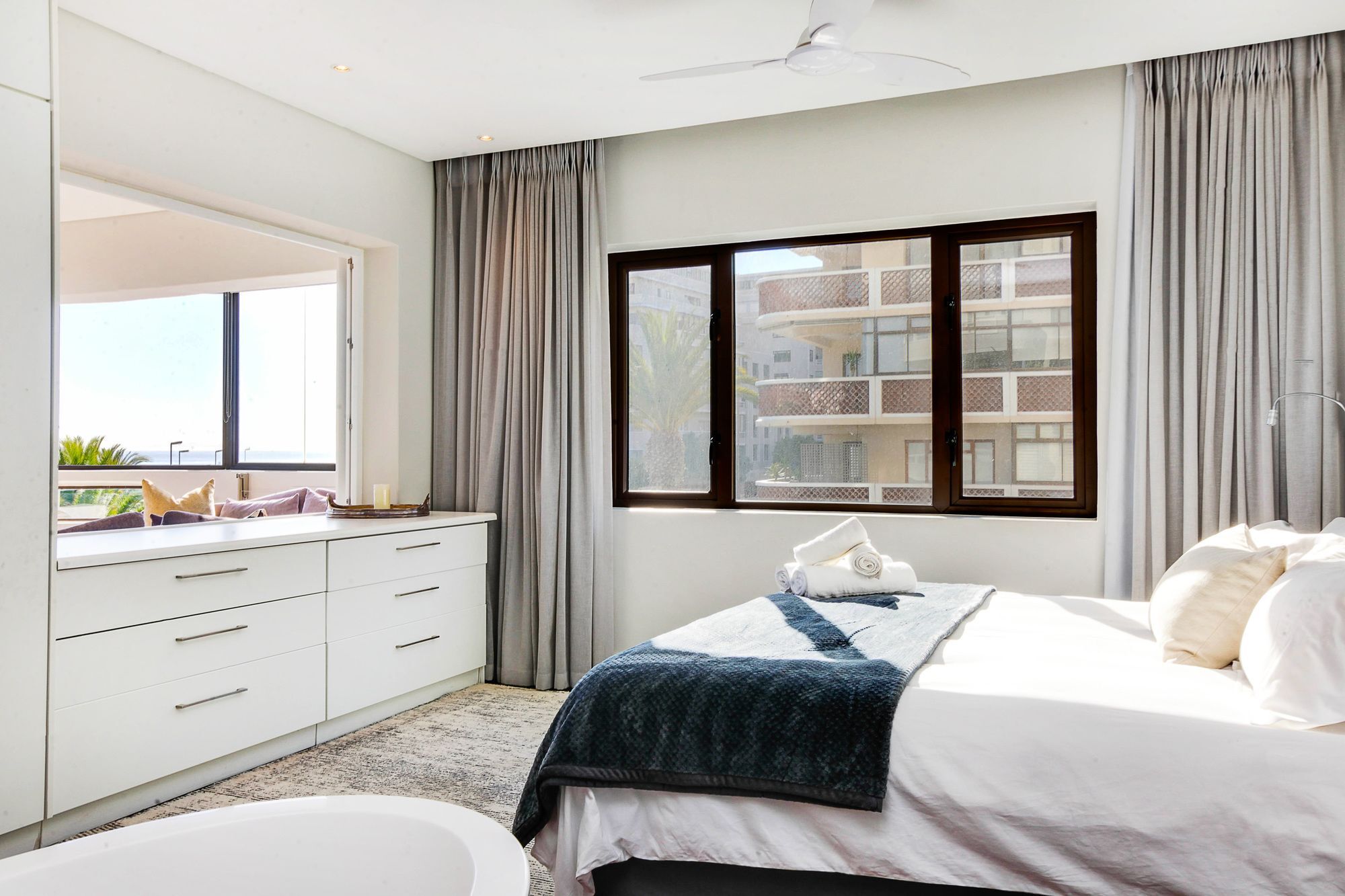 Backup Powered Sea View Apartment On The Promenade Kapstadt Exterior foto