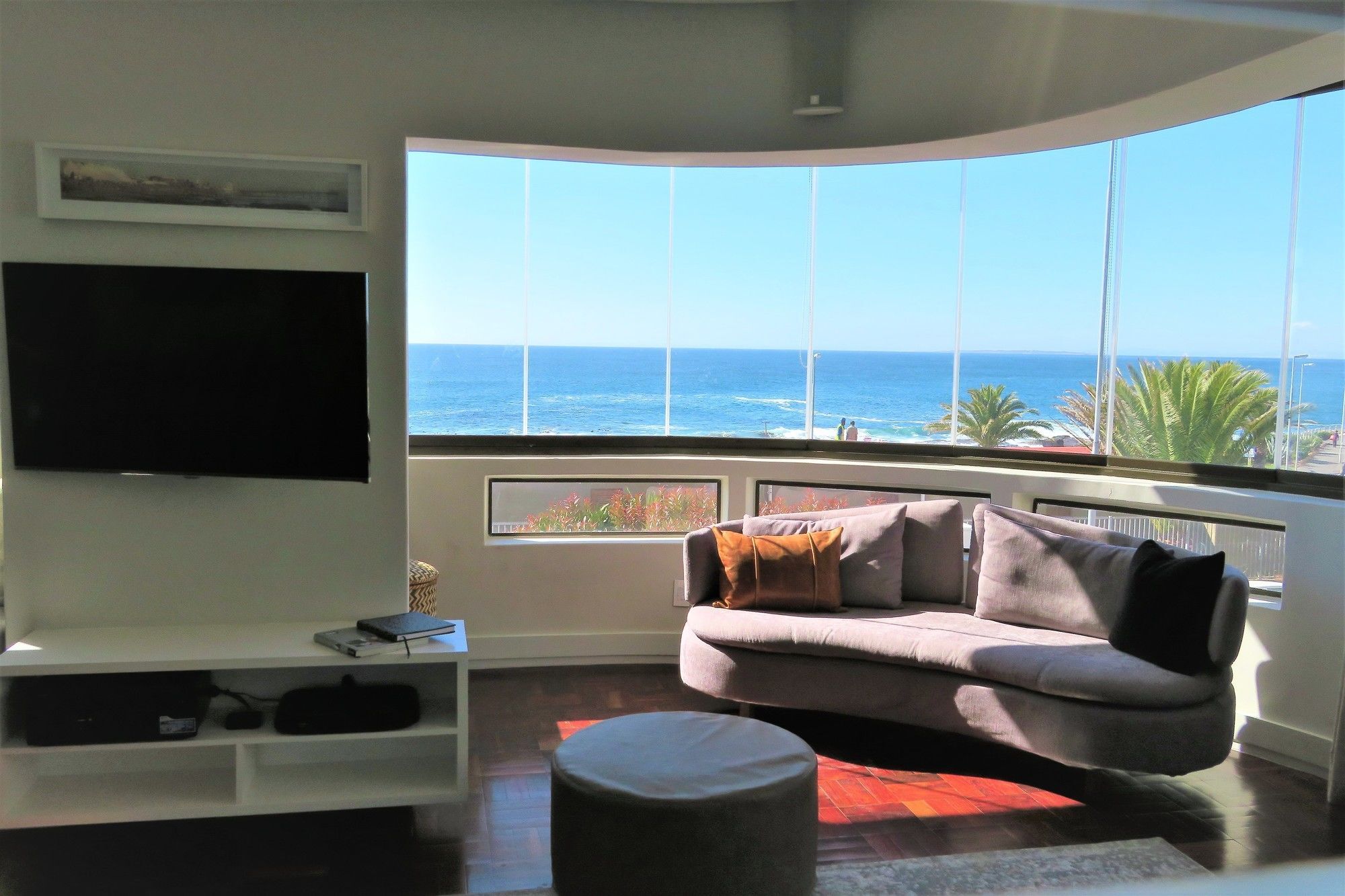 Backup Powered Sea View Apartment On The Promenade Kapstadt Exterior foto